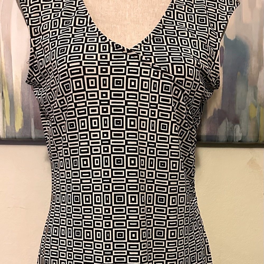 EUC Old Navy Collection M dress brown and white